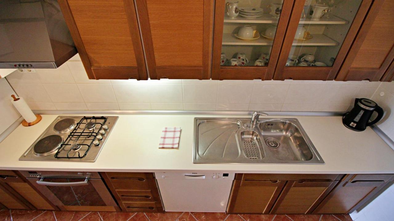 אומיס Apartment Ora מראה חיצוני תמונה