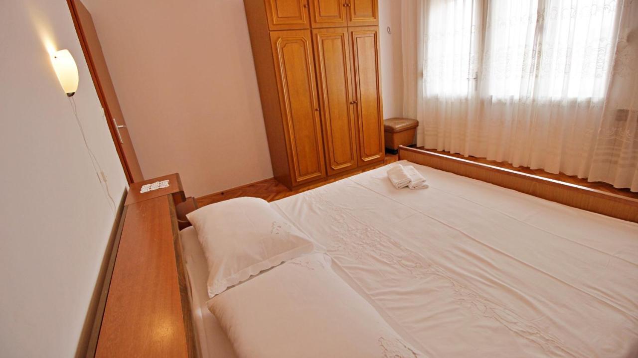 אומיס Apartment Ora מראה חיצוני תמונה