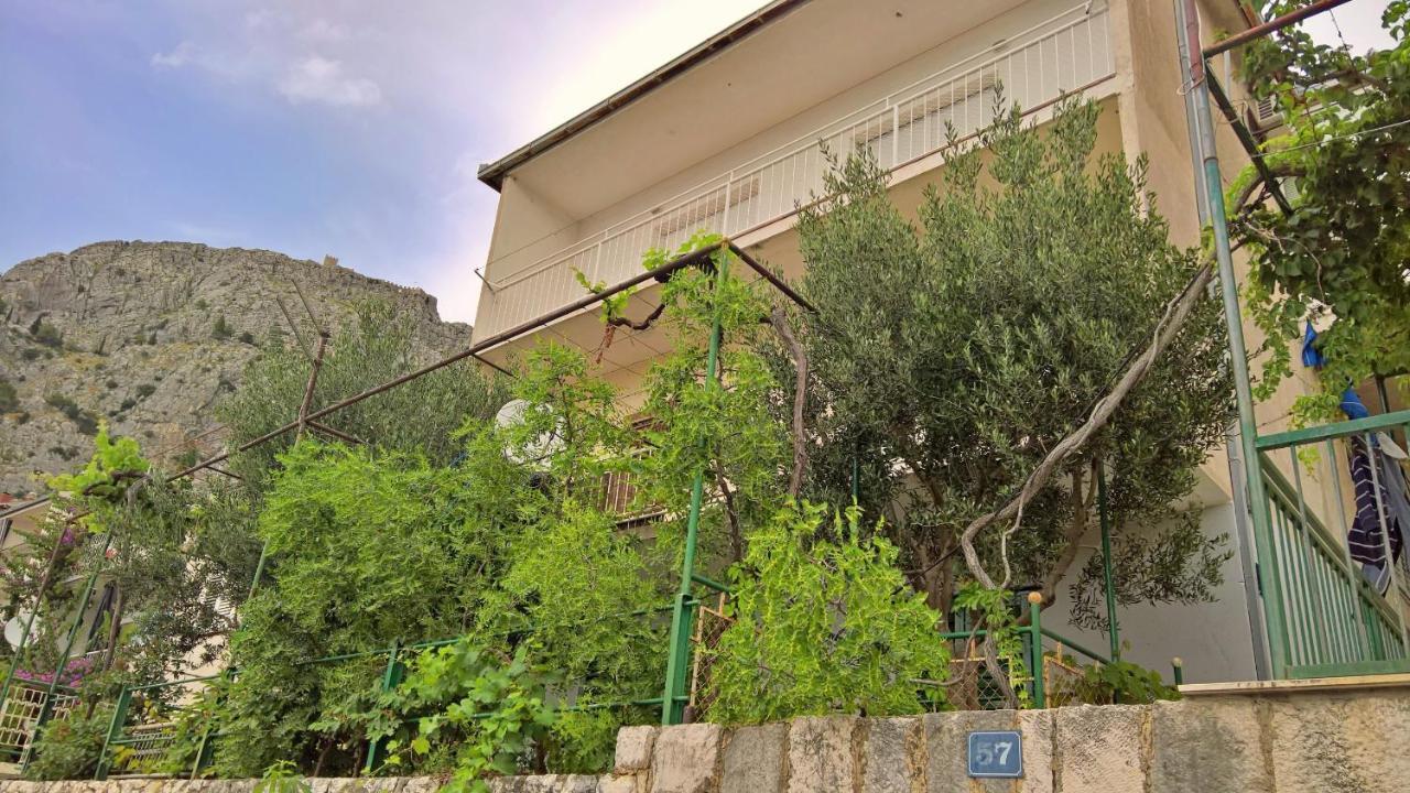 אומיס Apartment Ora מראה חיצוני תמונה