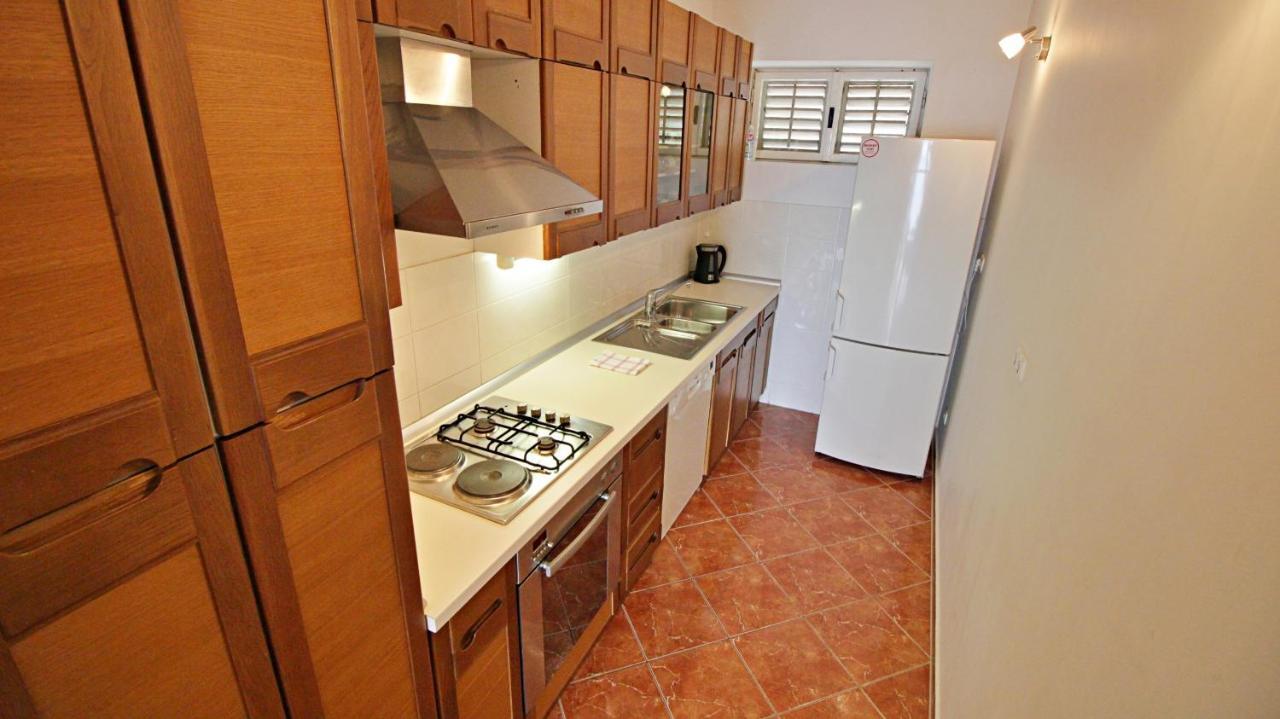 אומיס Apartment Ora מראה חיצוני תמונה